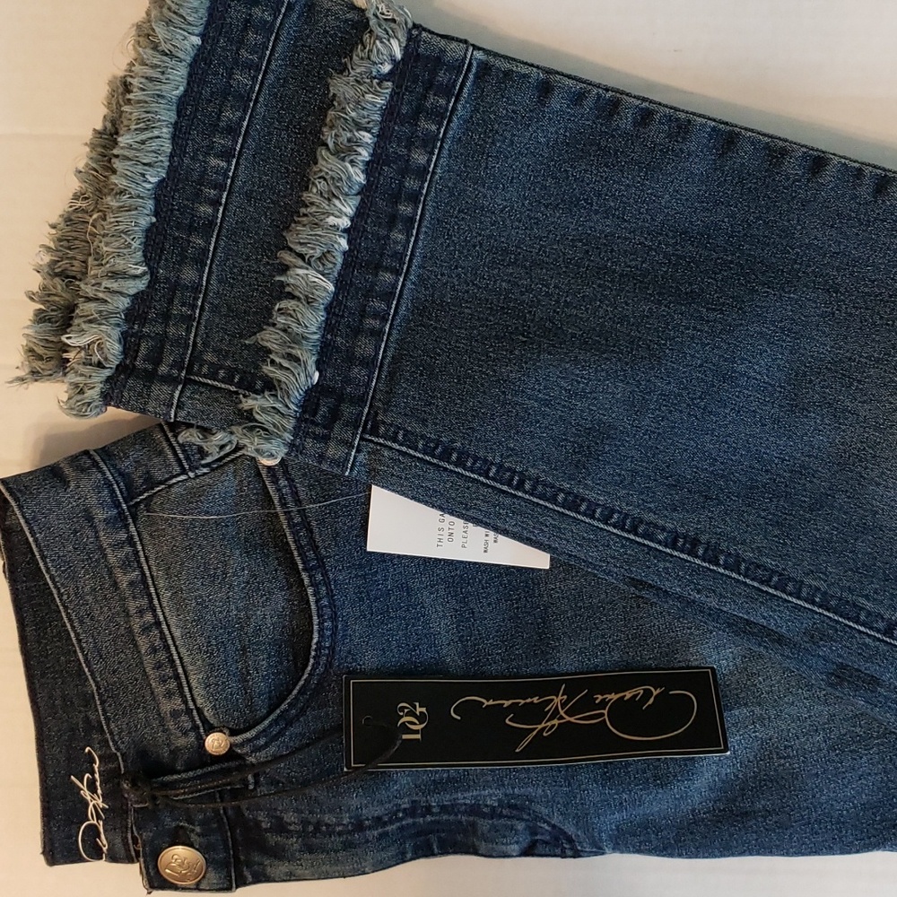 DG2 | NWT Women's Fringe Hem 5 Pocket Denim Jeans Sz 6